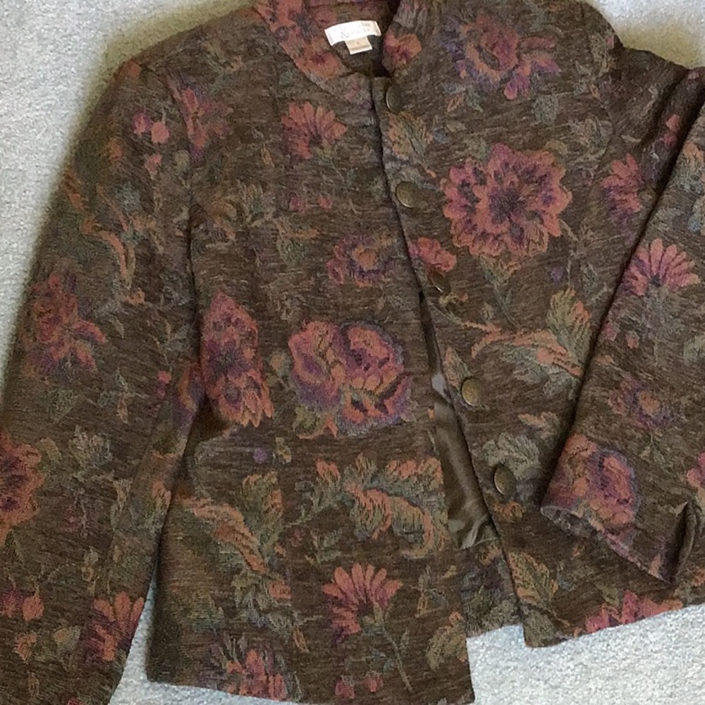 Women’s dressy jacket
